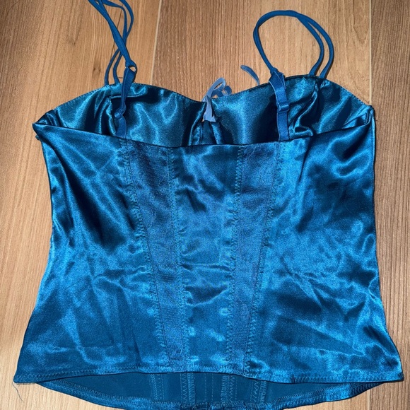 Guess Corset top - Picture 2 of 3